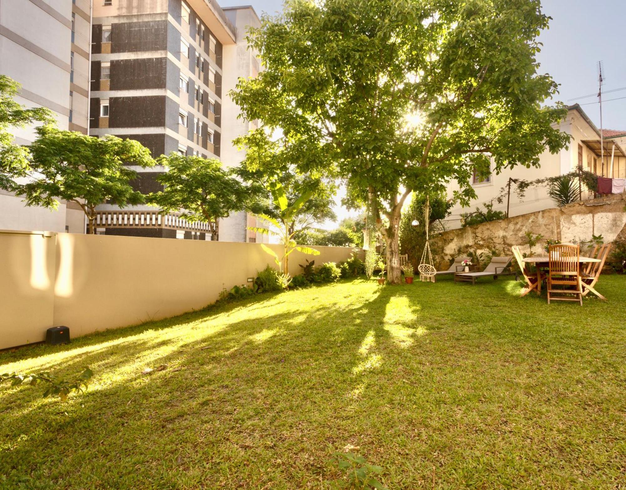 Vila Julieta Guesthouse Коїмбра Екстер'єр фото